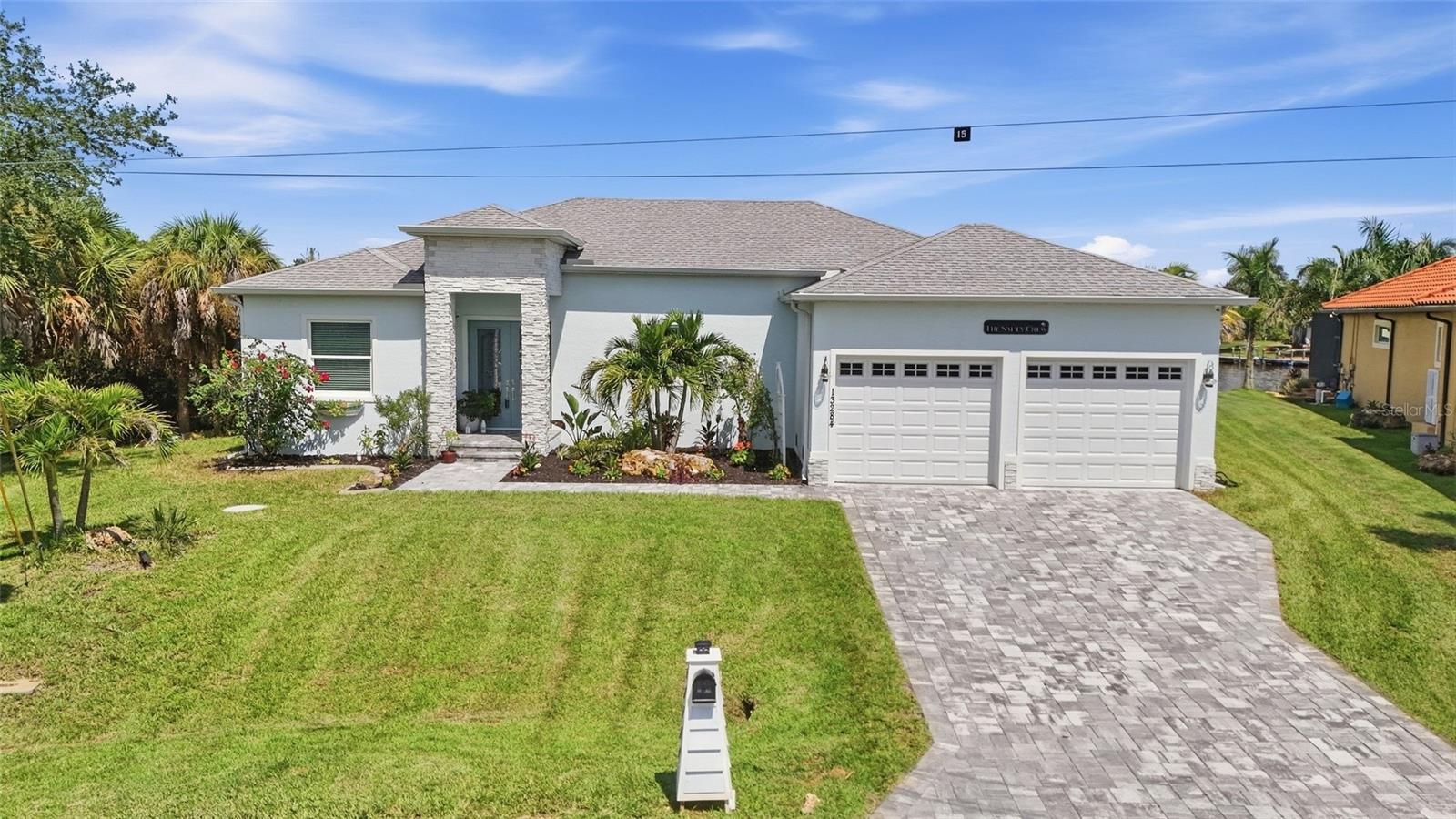 13284 Amaryllis Cir Property Photo 1