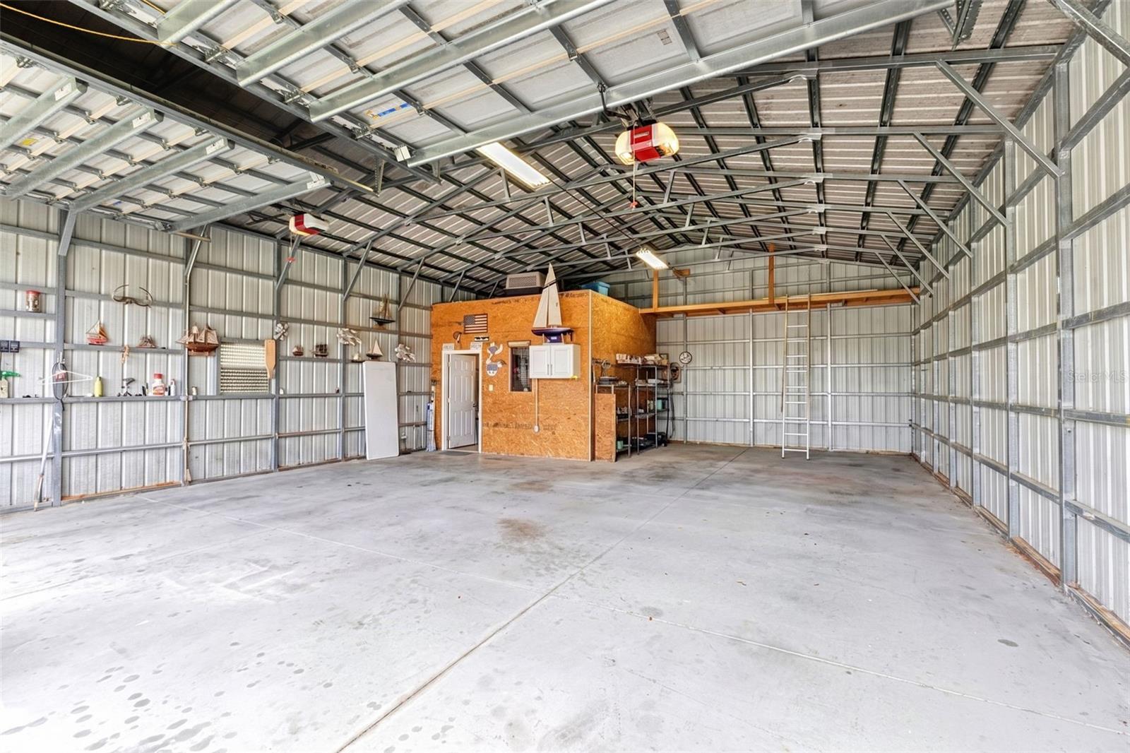 102 Bayamo Dr Property Photo 8
