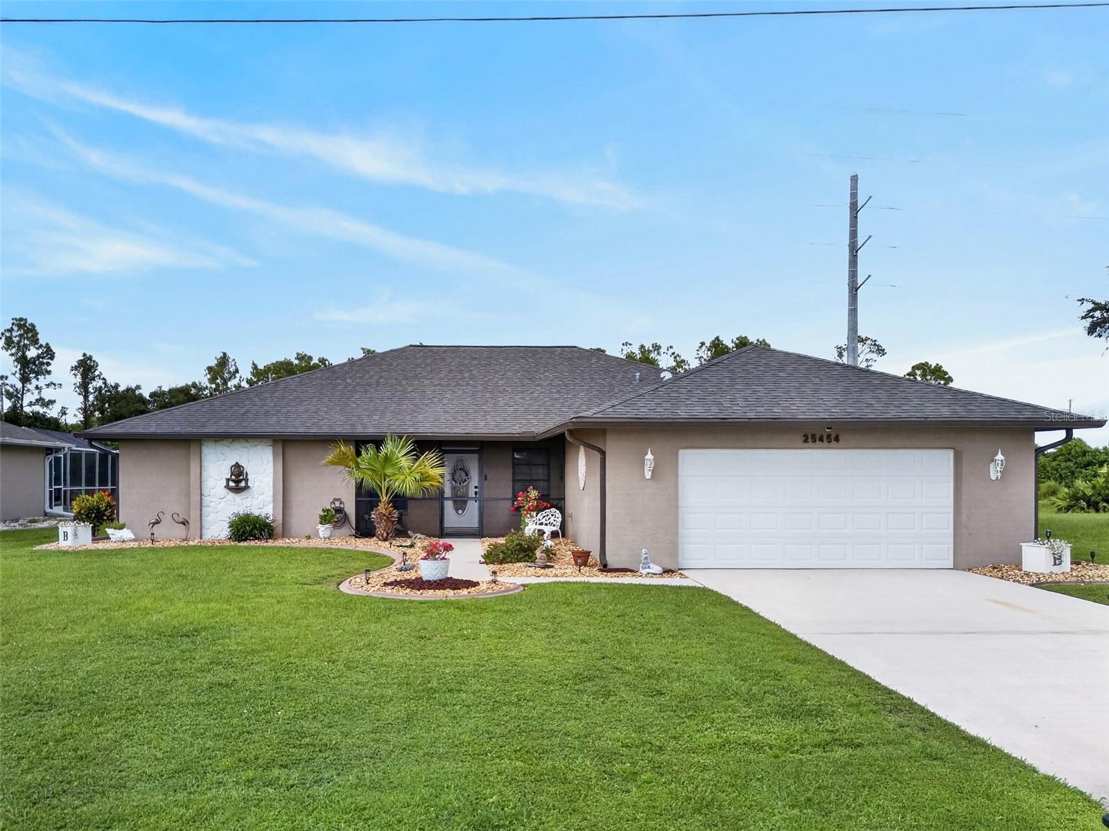 25454 Palisade Rd Property Photo 1