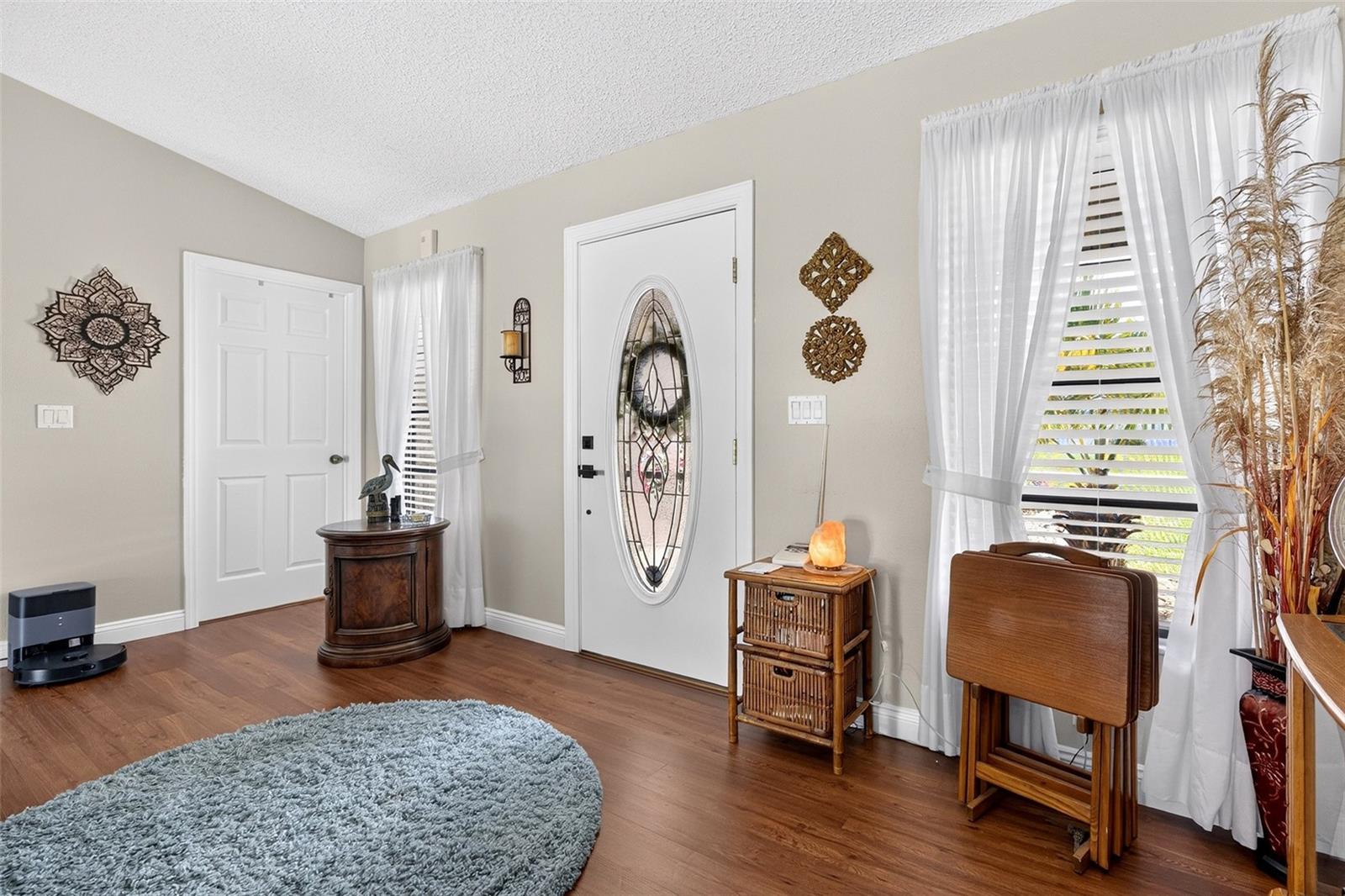 25454 Palisade Rd Property Photo 4