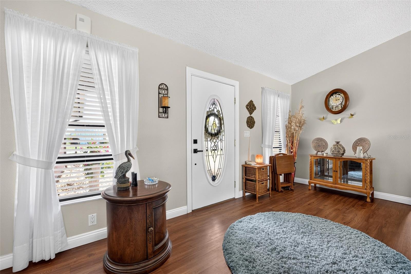 25454 Palisade Rd Property Photo 5