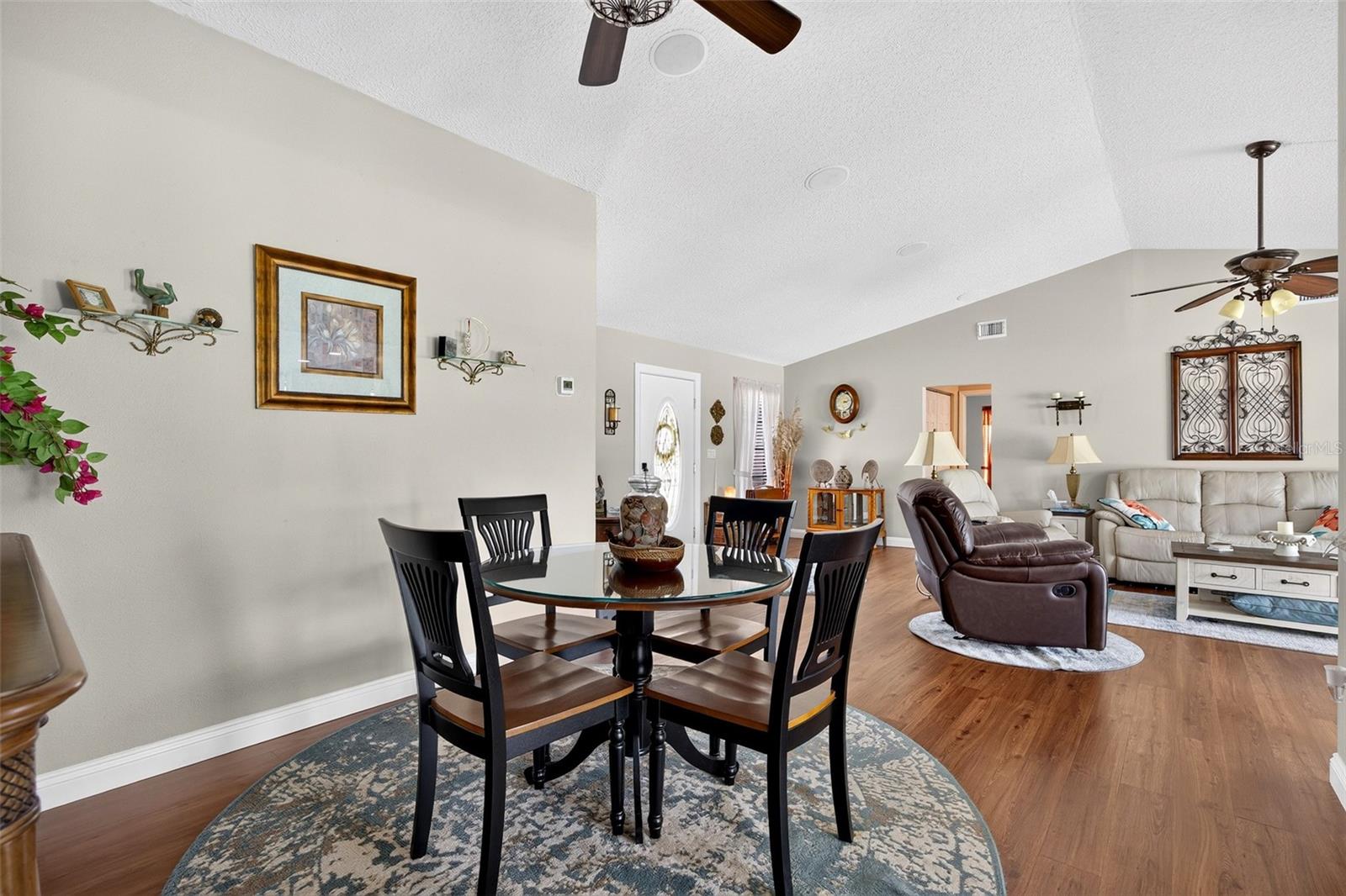 25454 Palisade Rd Property Photo 17