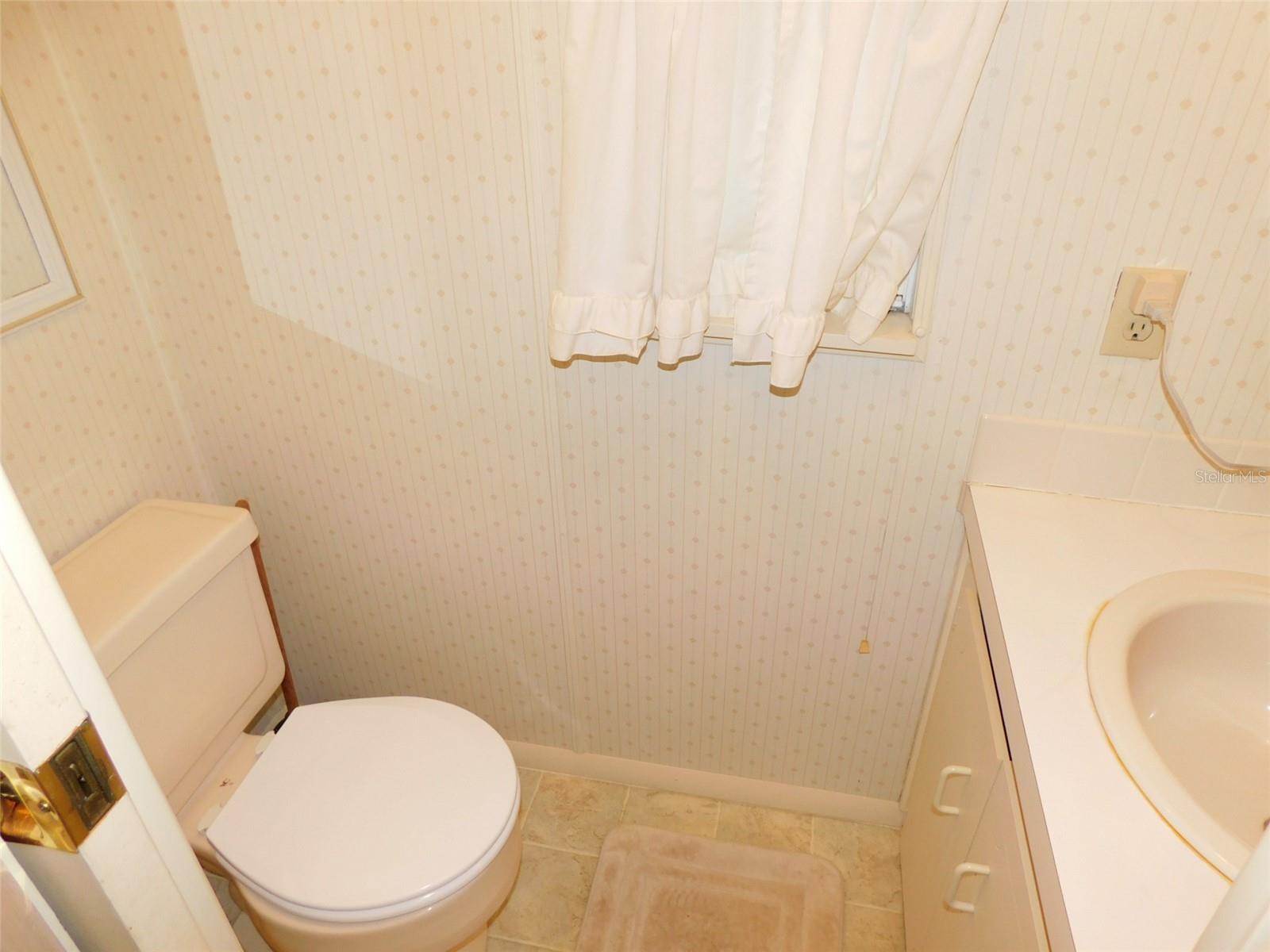 7739 Bluff Blvd #121 Property Photo 14