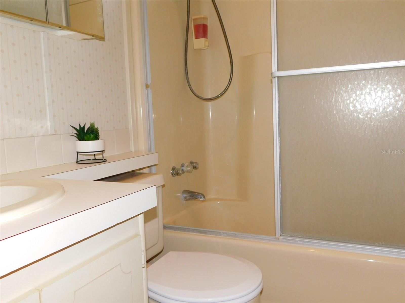 7739 Bluff Blvd #121 Property Photo 20