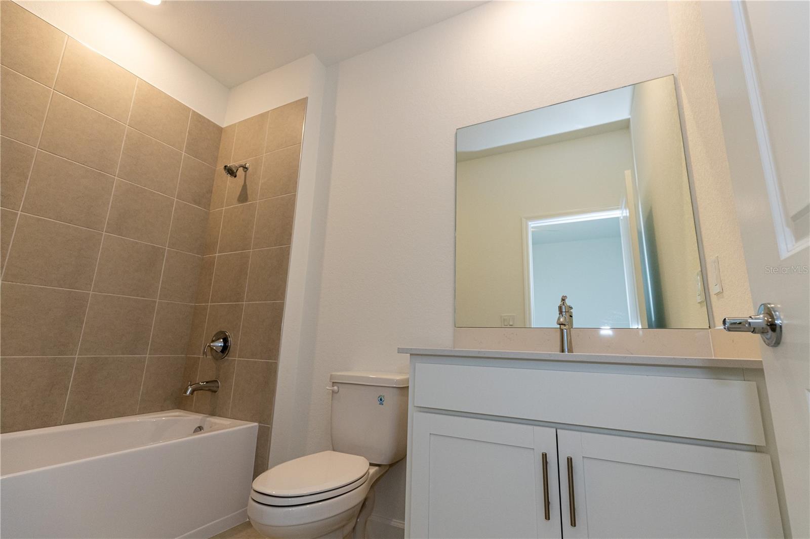 45126 Pipevine Cir Property Photo 16