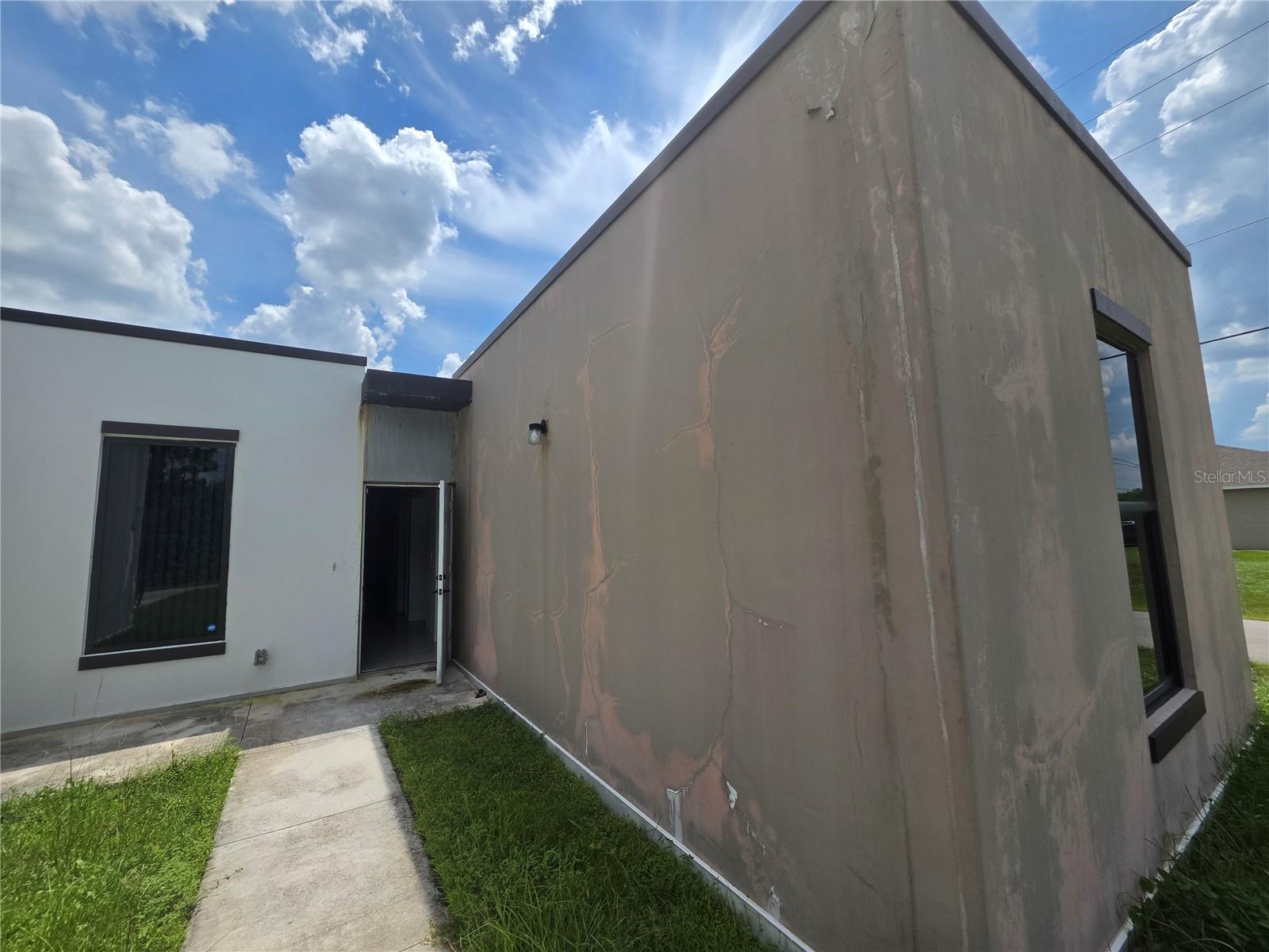 3515 75TH ST W Property Photo 1