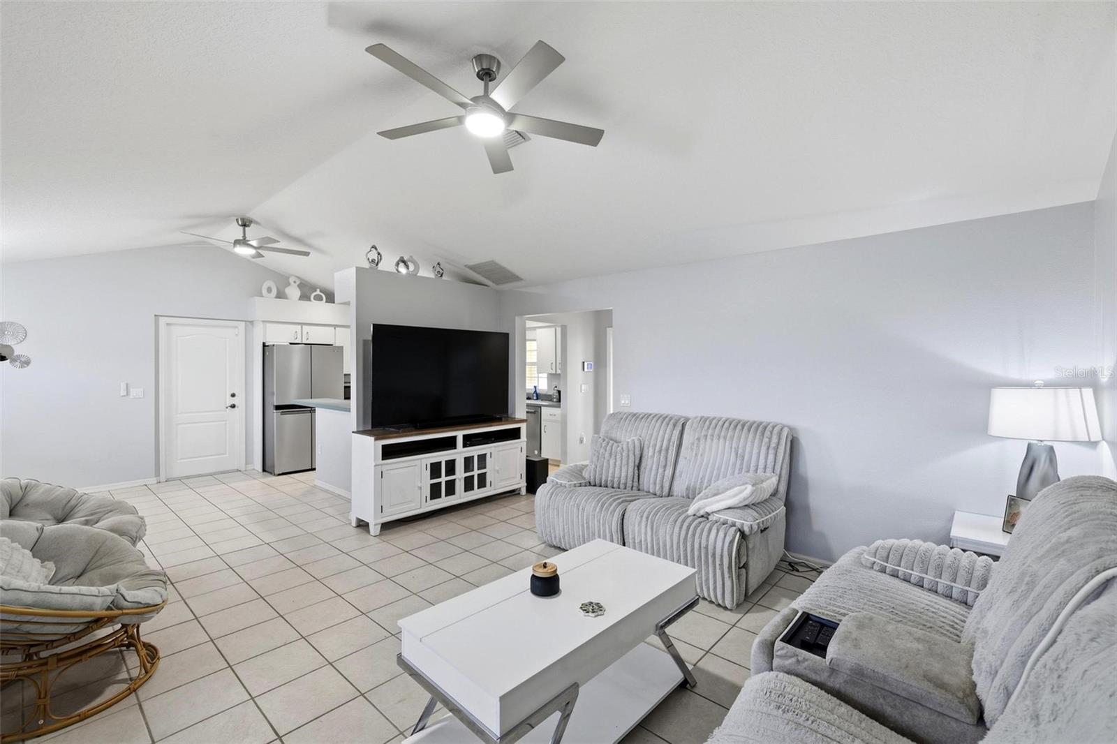 9910 Gulfstream Blvd Property Photo 3