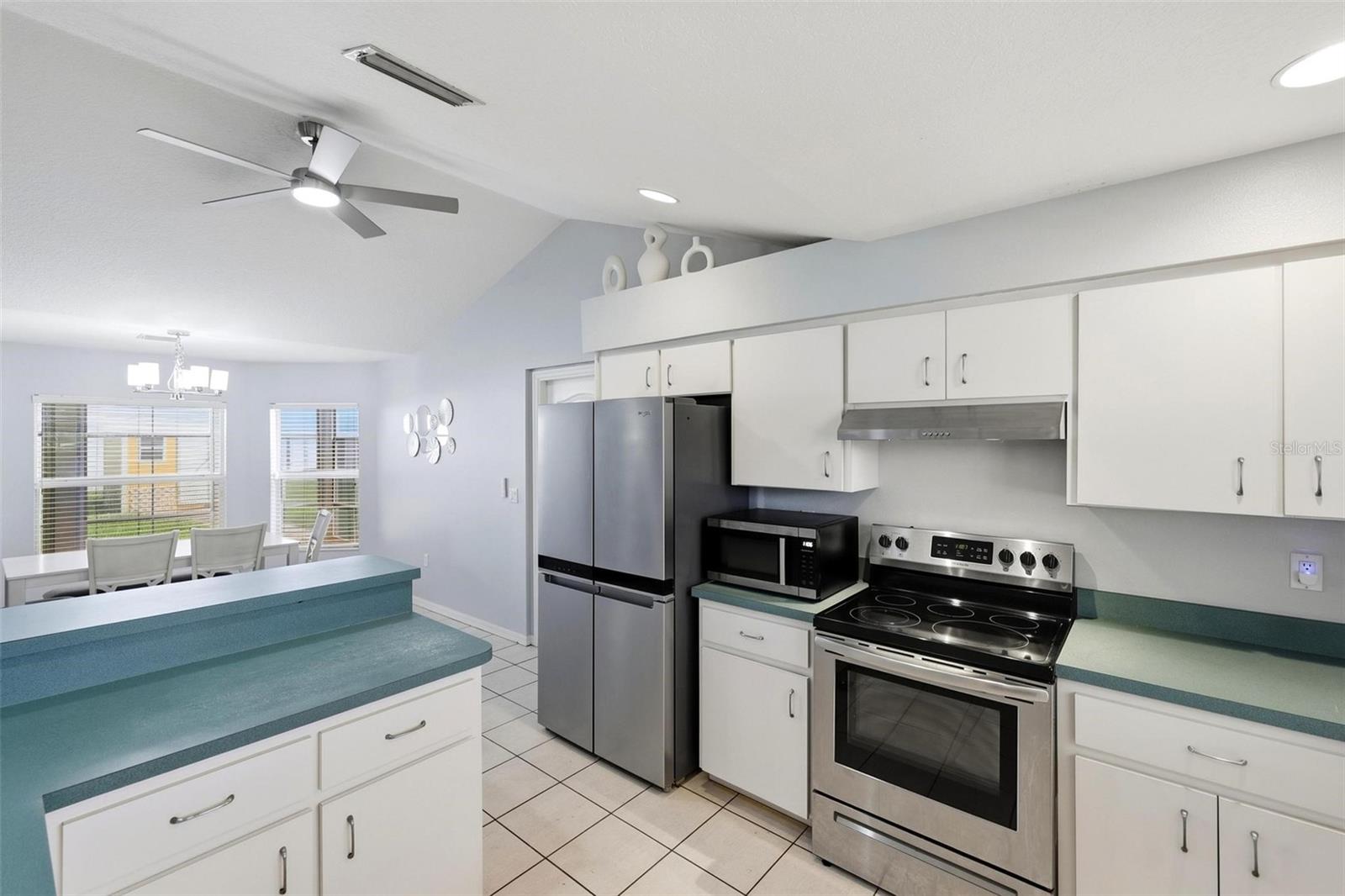 9910 Gulfstream Blvd Property Photo 16