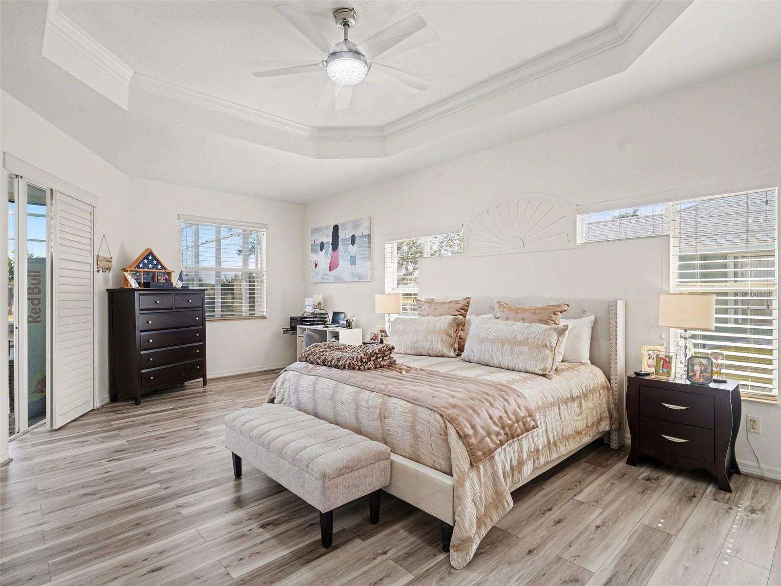4256 Beach View Ct Property Photo 12