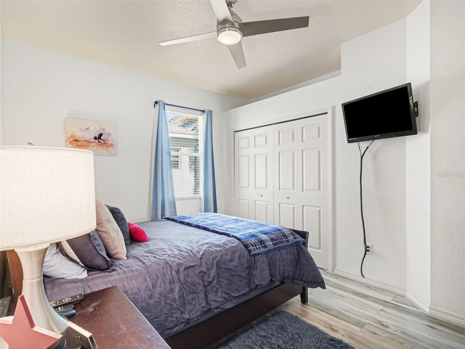4256 Beach View Ct Property Photo 18