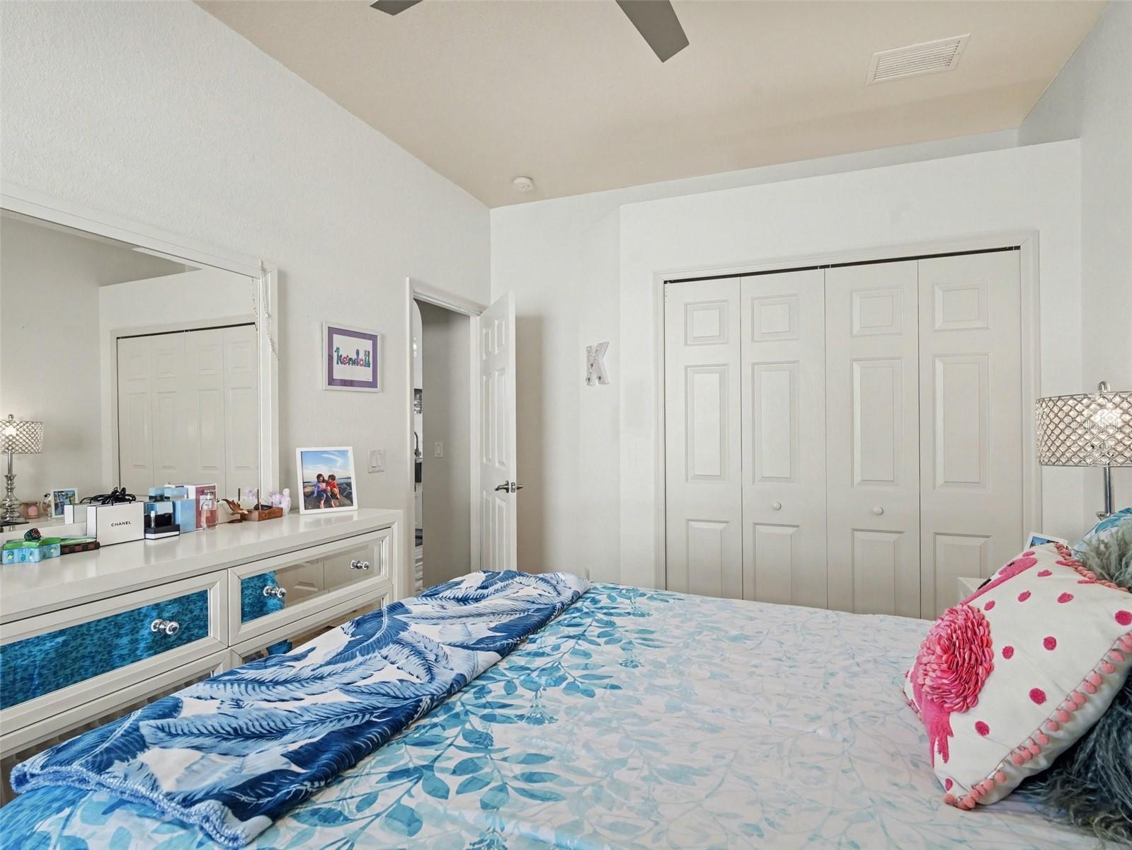 4256 Beach View Ct Property Photo 20