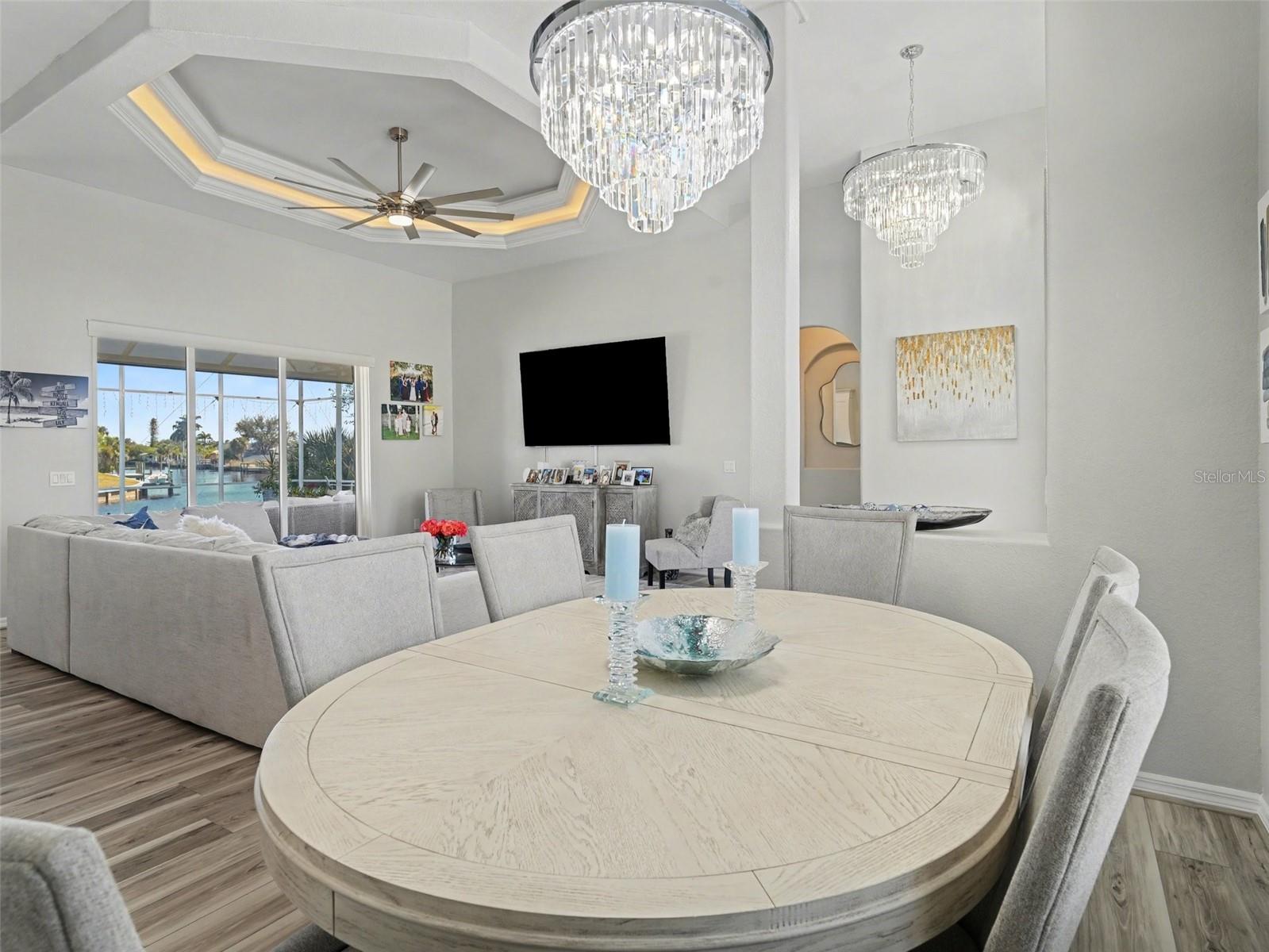 4256 Beach View Ct Property Photo 22