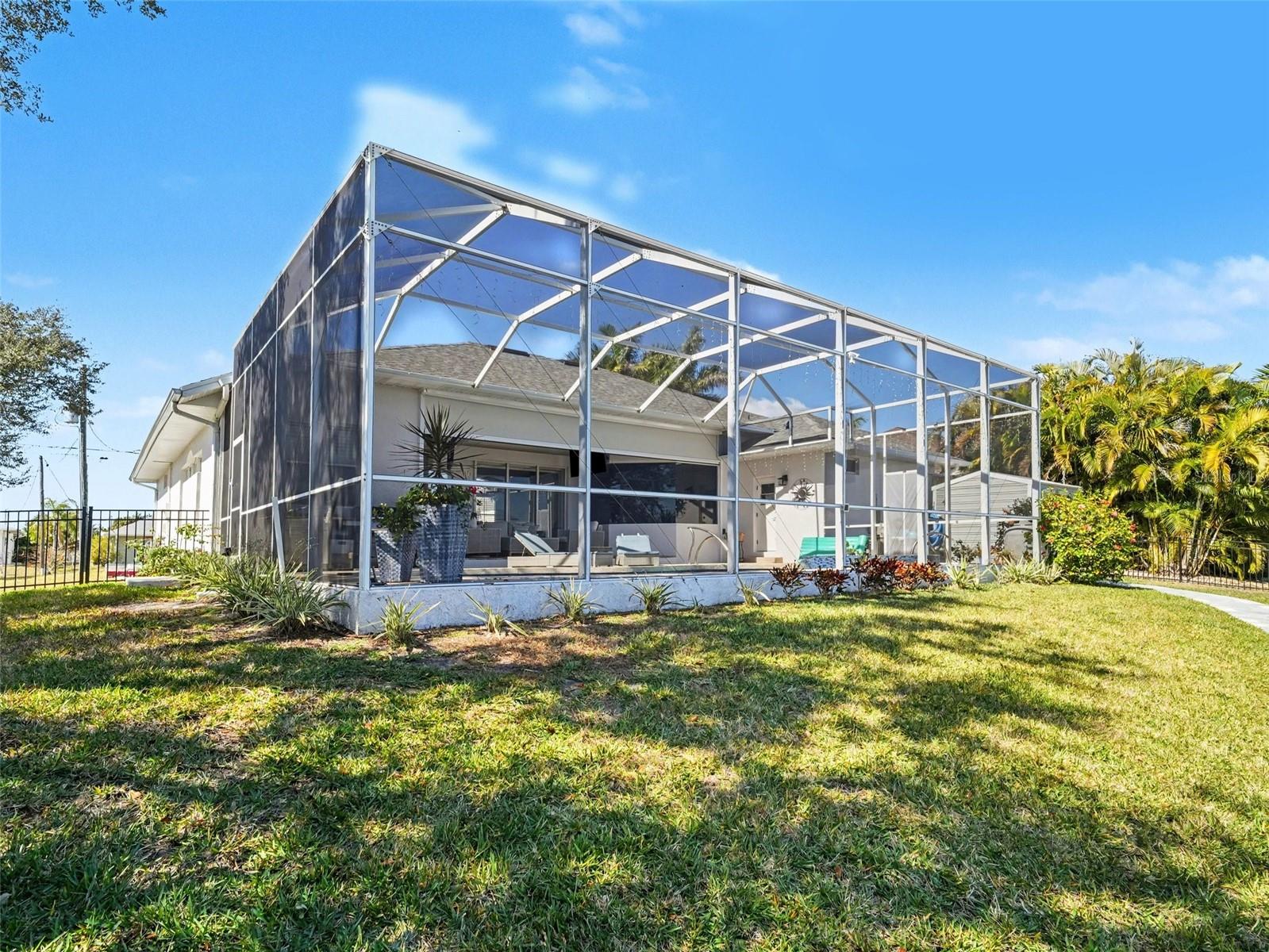 4256 Beach View Ct Property Photo 29