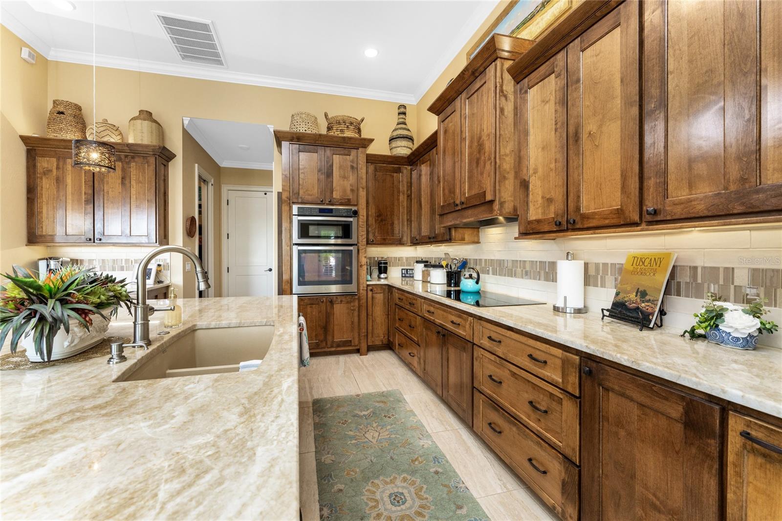 1219 Spanish Cay Ln Property Photo 10