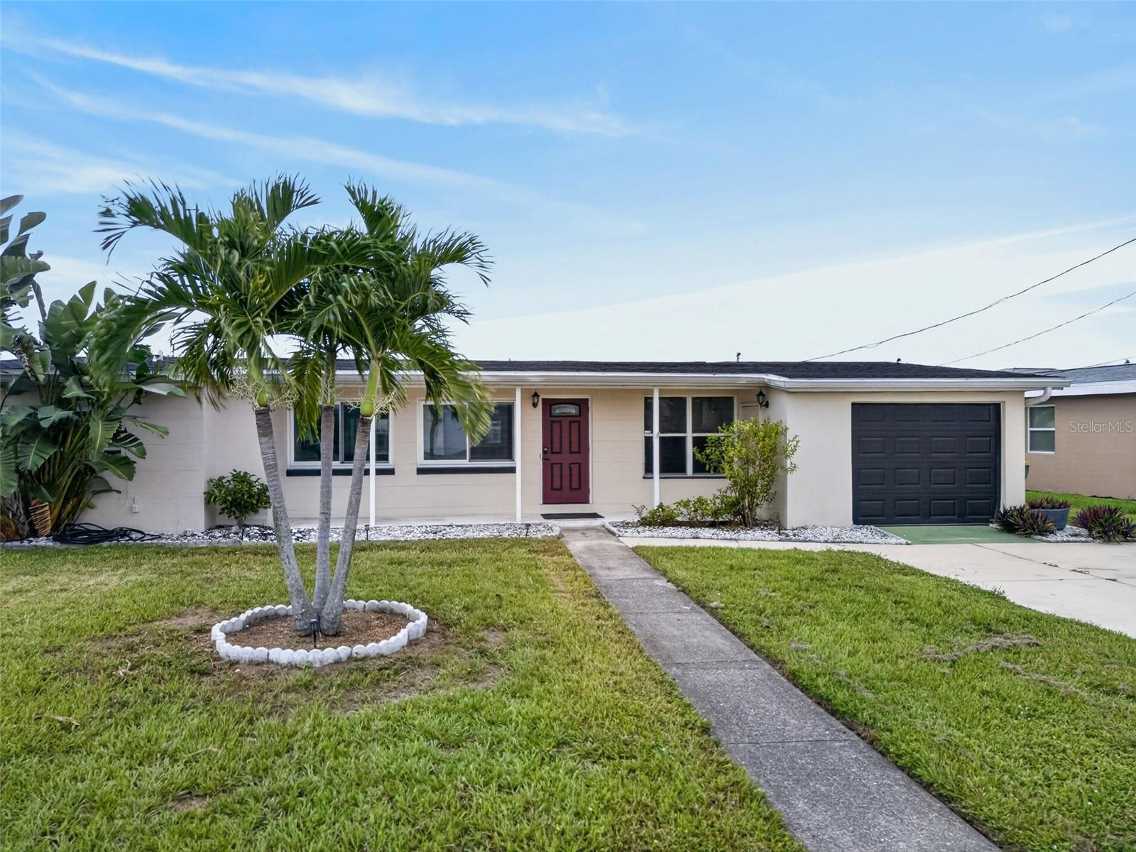 530 Lindley Ter Property Photo