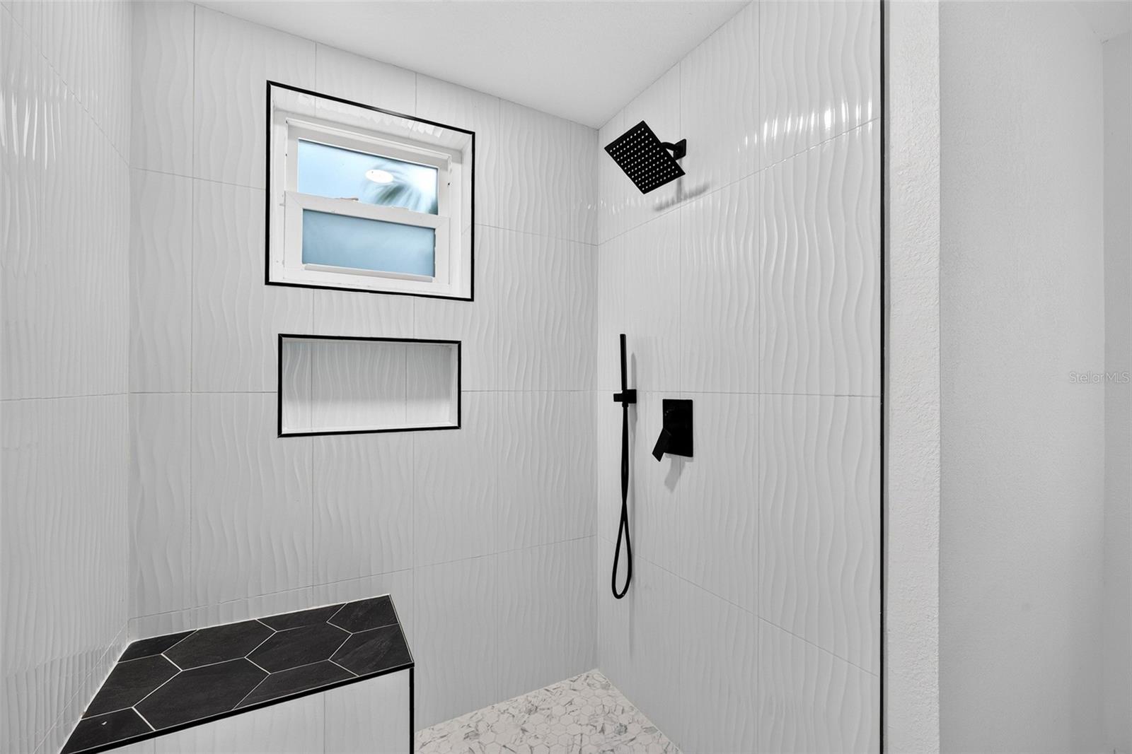 530 Lindley Ter Property Photo 18
