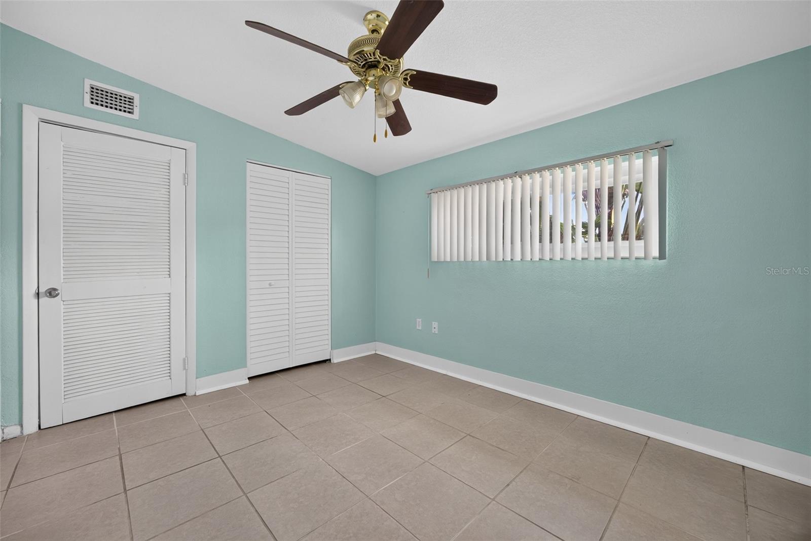 530 Lindley Ter Property Photo 21