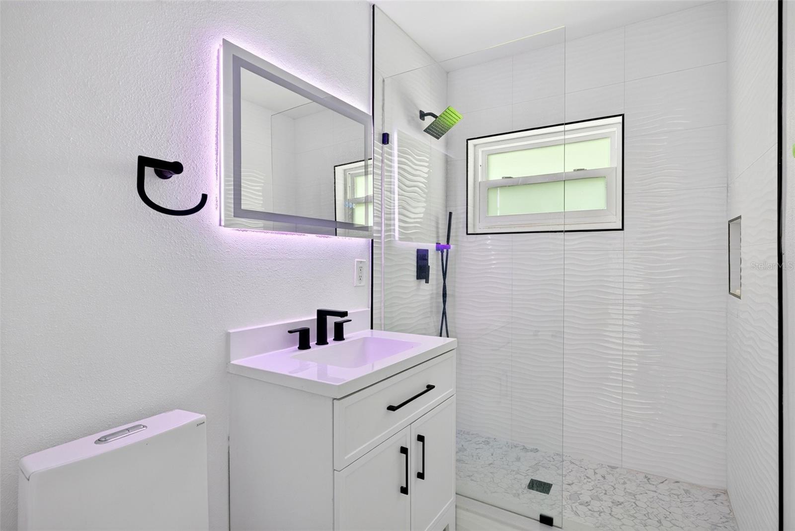 530 Lindley Ter Property Photo 22