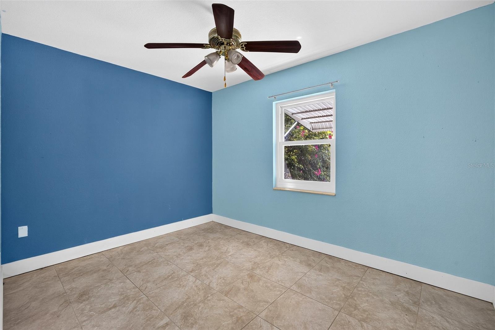 530 Lindley Ter Property Photo 23
