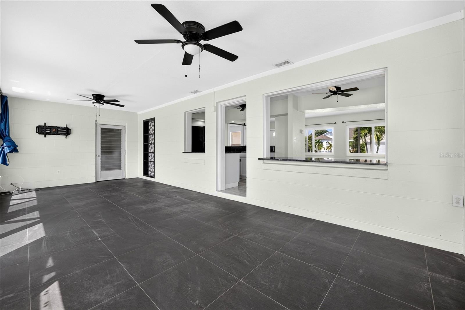 530 Lindley Ter Property Photo 27