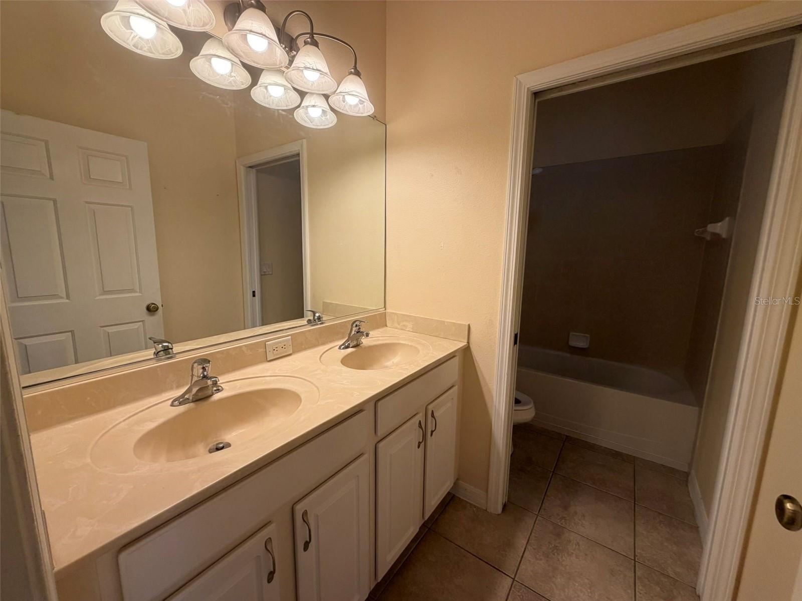 2363 Bartek Pl Property Photo 16