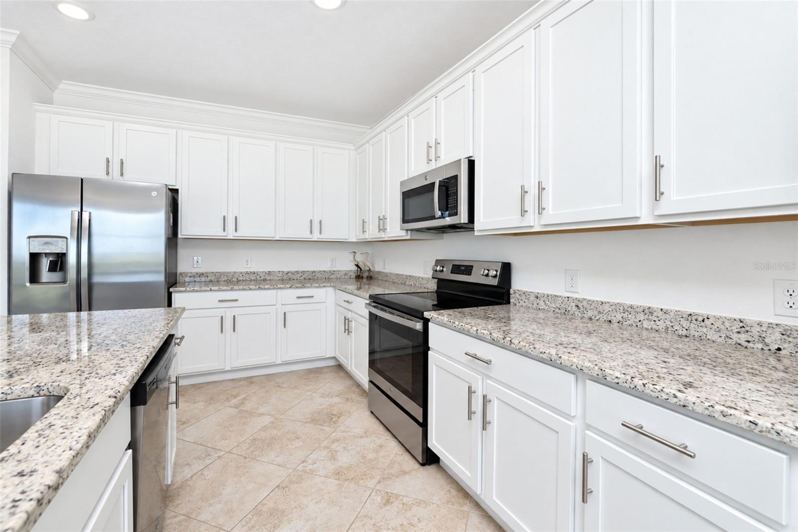 14071 Heritage Landing Blvd #346 Property Photo 13