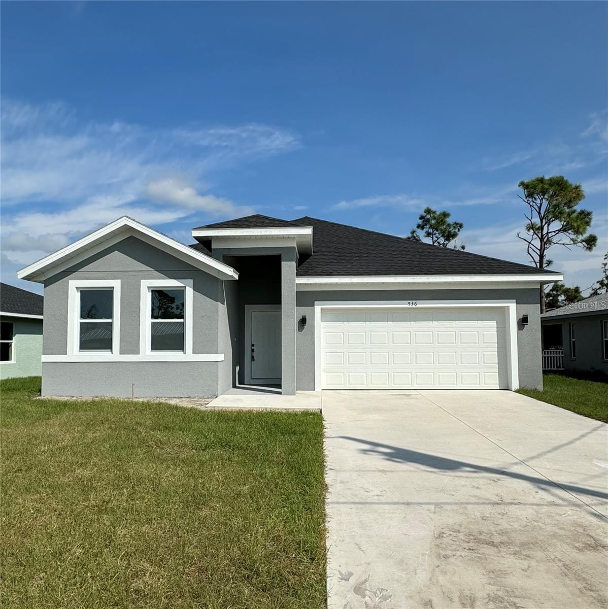 536 SUNSET RD N Property Photo 1