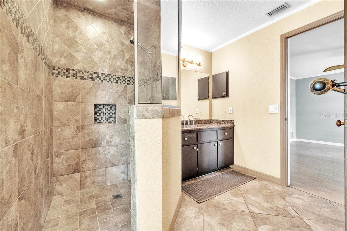 19358 Abhenry Cir Property Photo 21