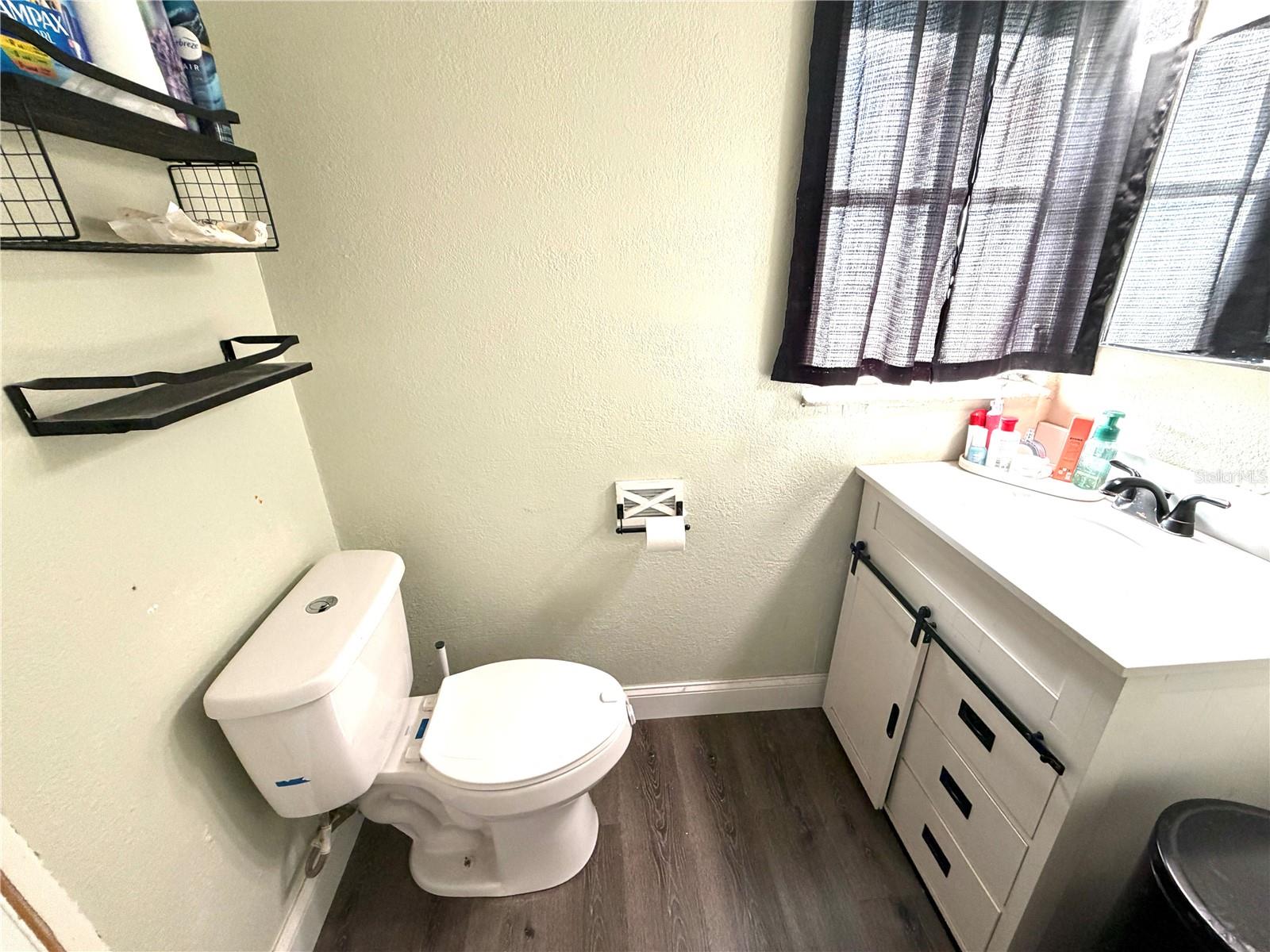 1555 Beacon Dr Property Photo 21