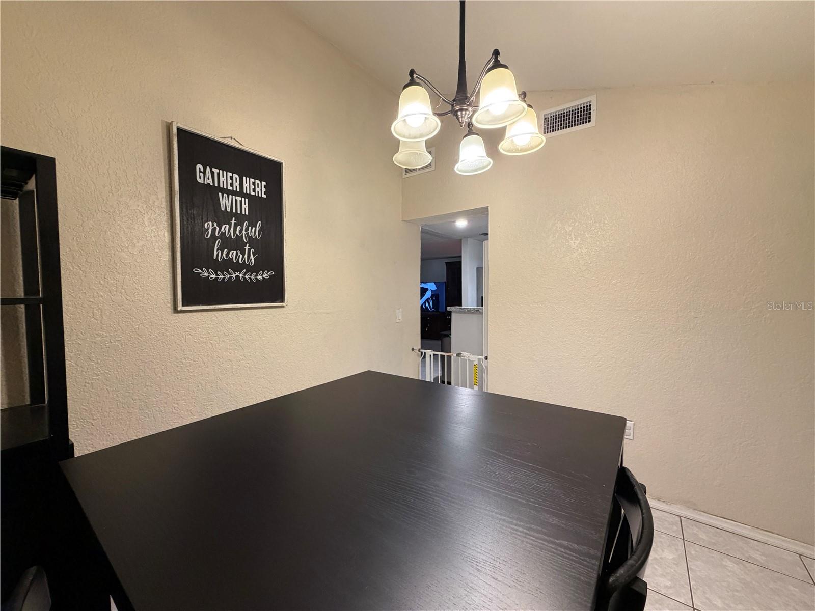 1555 Beacon Dr Property Photo 24