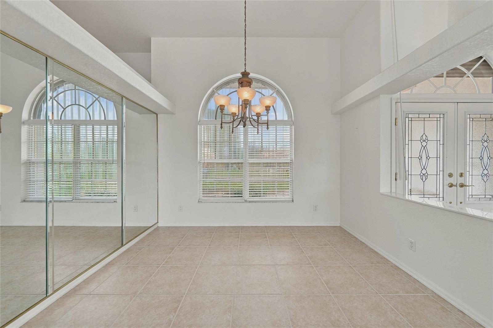 459 Valletta Ct Property Photo 10