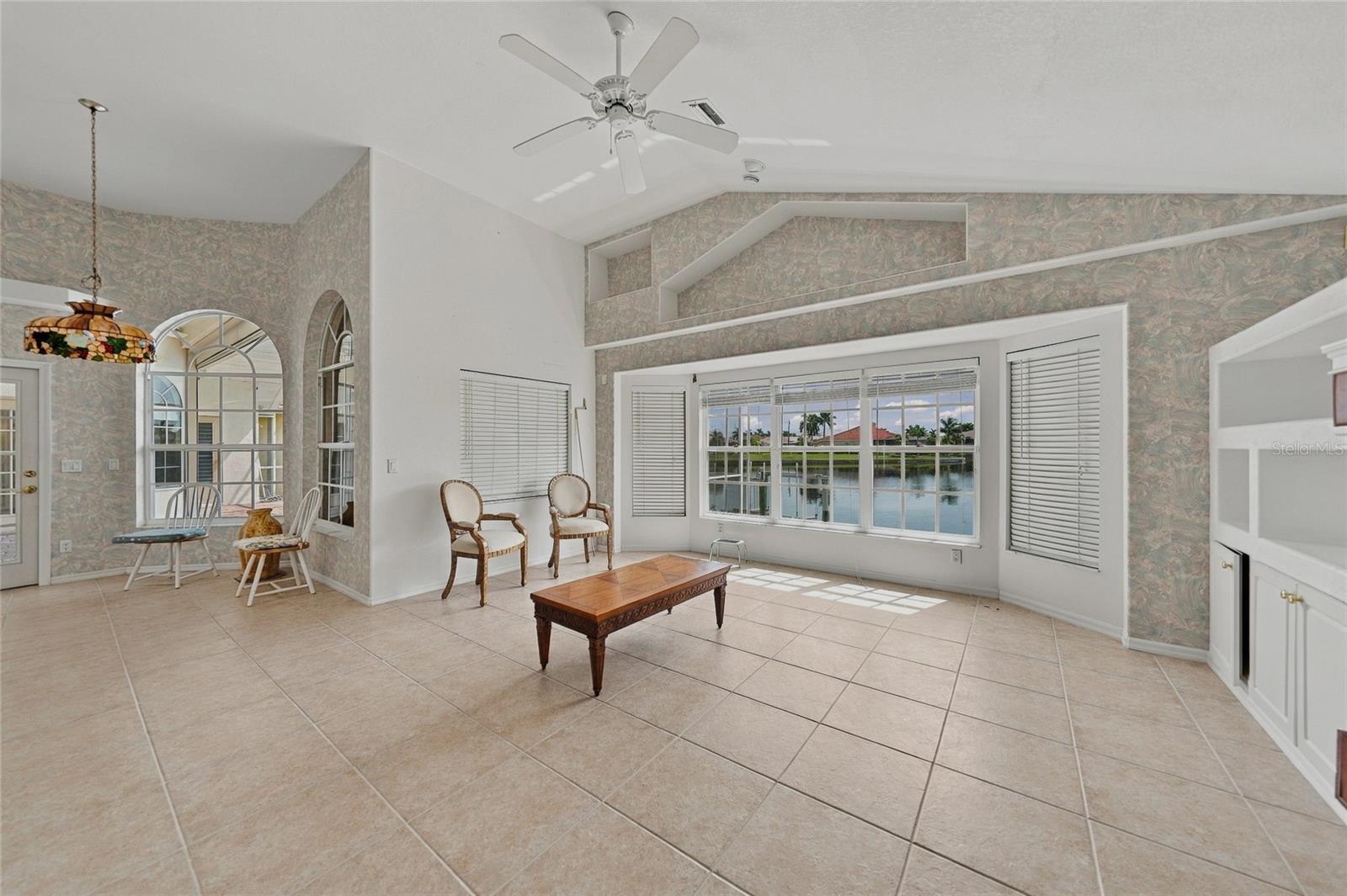 459 Valletta Ct Property Photo 18
