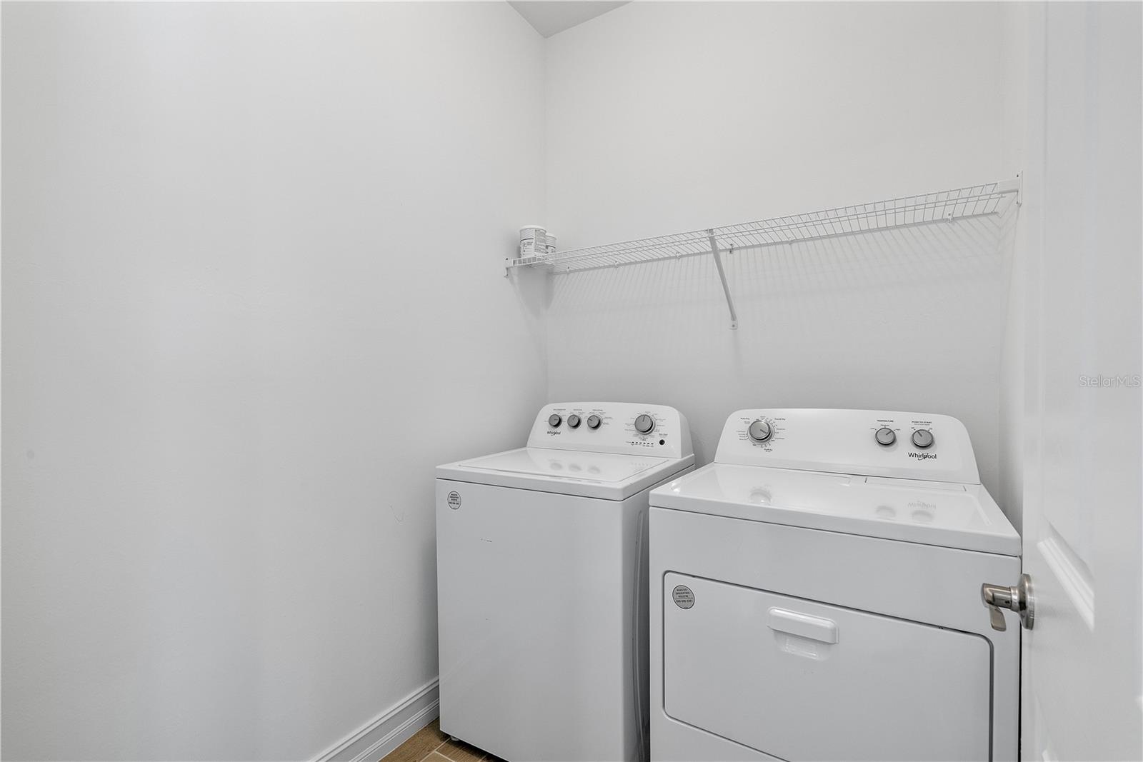 43847 Blue Heron Ln Property Photo 6