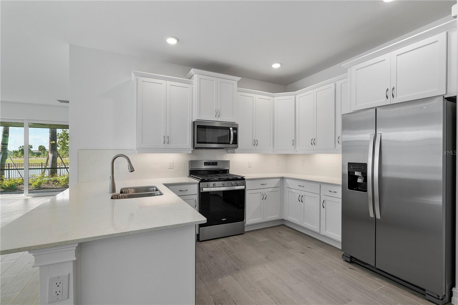 43847 Blue Heron Ln Property Photo 9