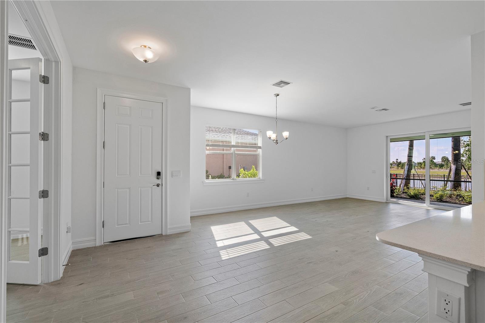 43847 Blue Heron Ln Property Photo 10