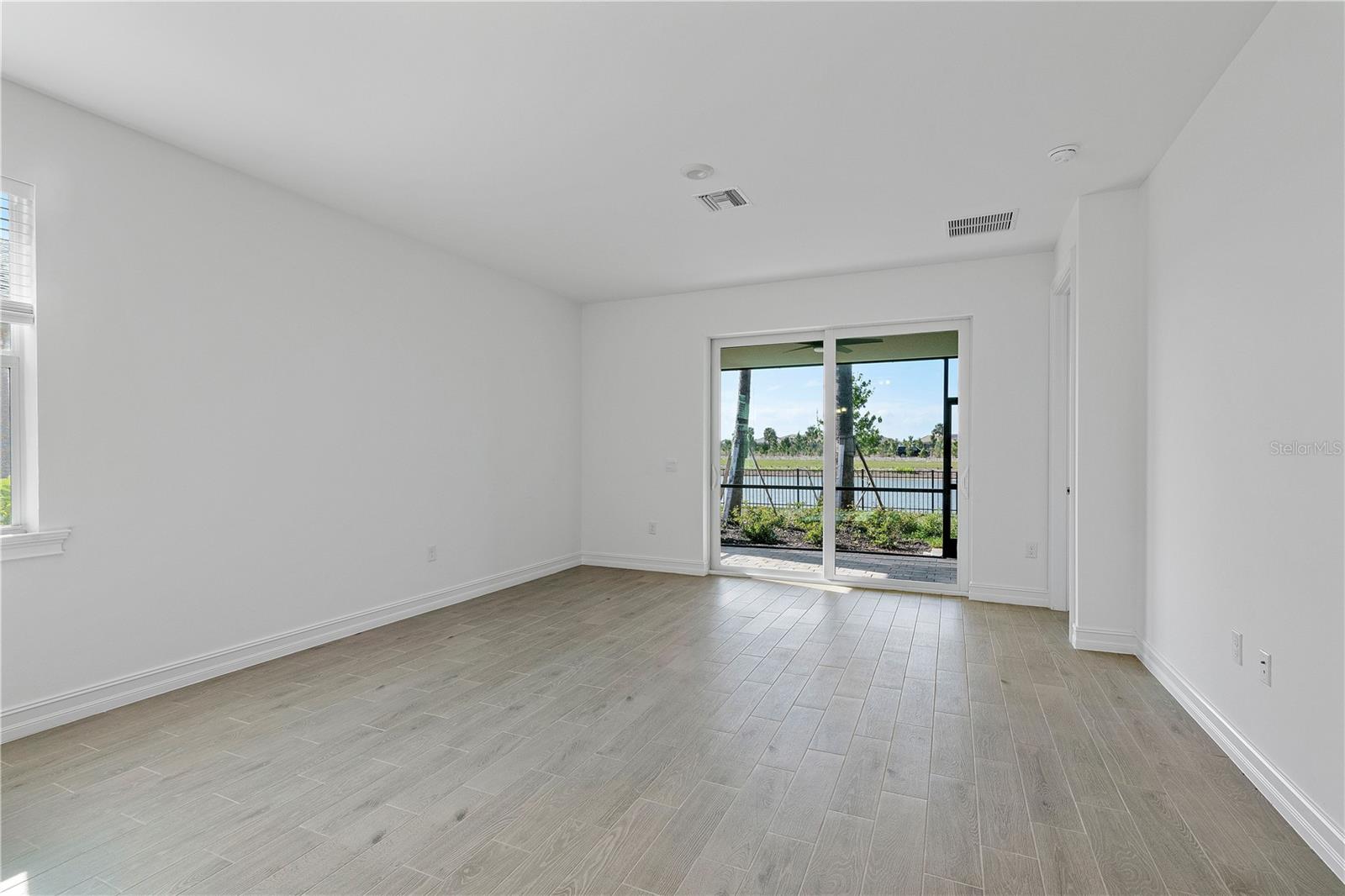 43847 Blue Heron Ln Property Photo 11