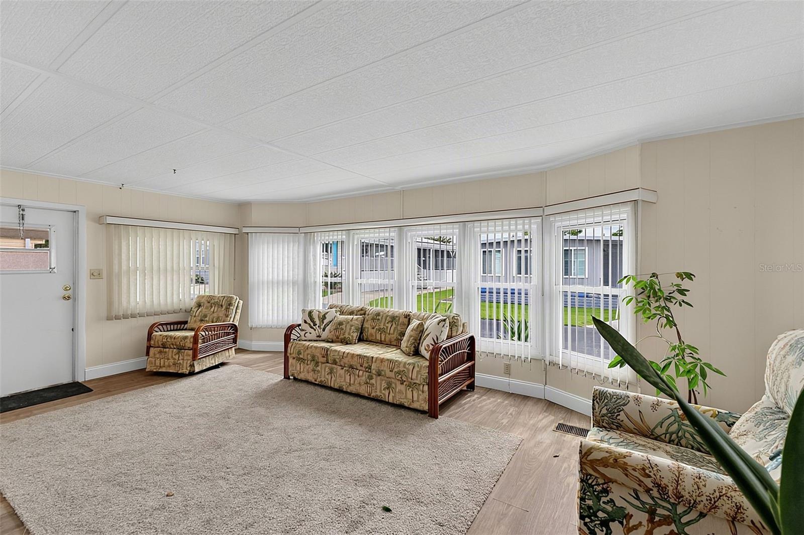 4300 Riverside Dr #160 Property Photo 15