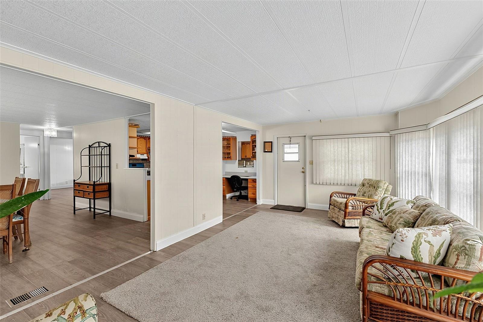 4300 Riverside Dr #160 Property Photo 16