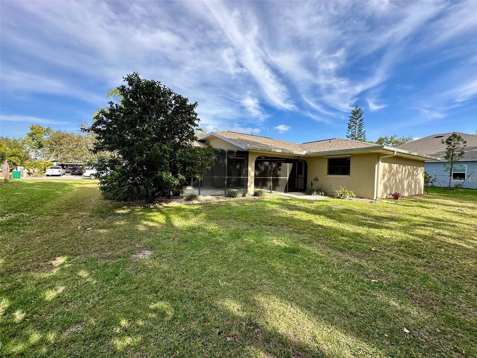 2431 Malaya Ct Property Photo 2