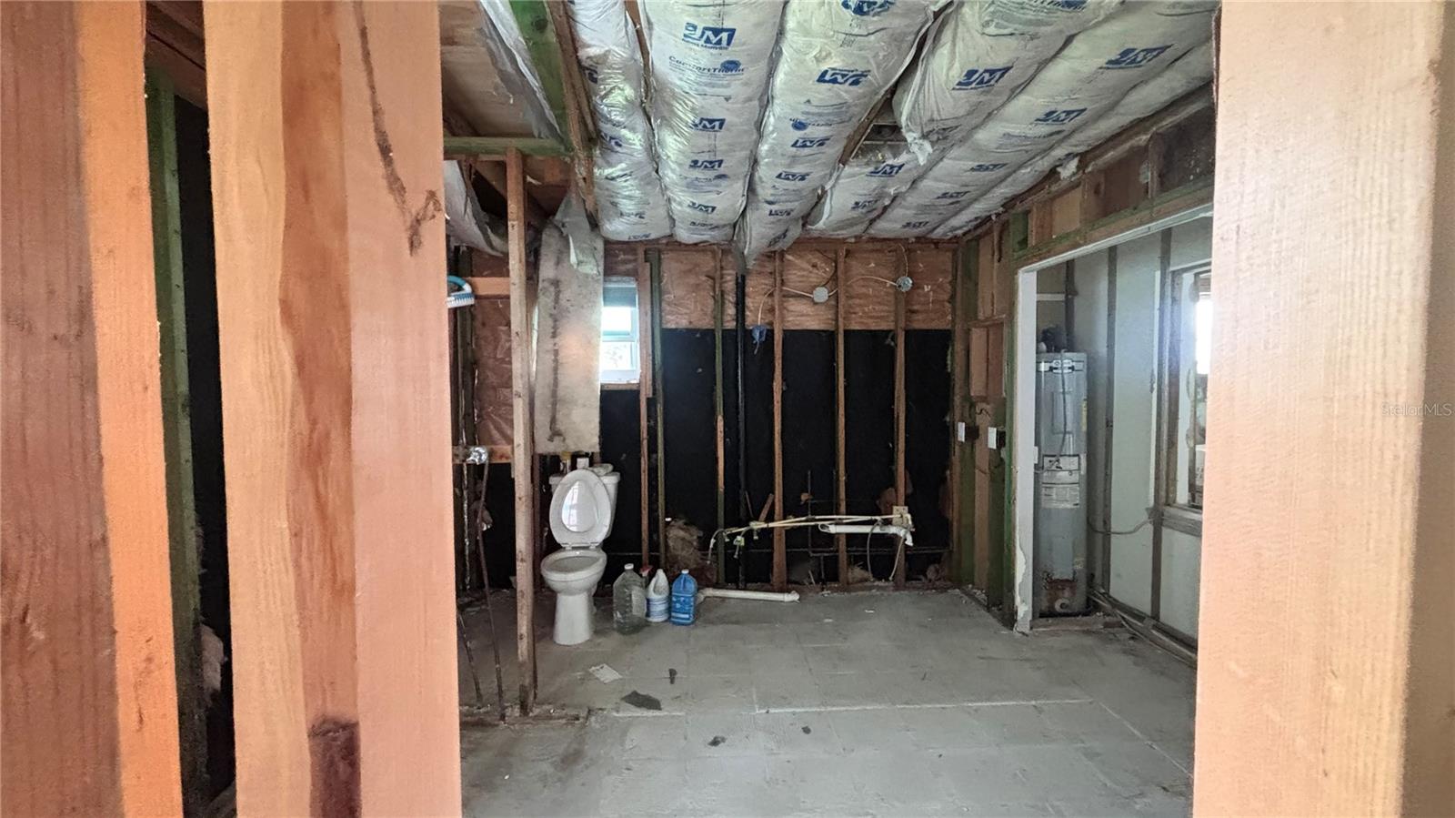 102 Desguin Ln Property Photo 6