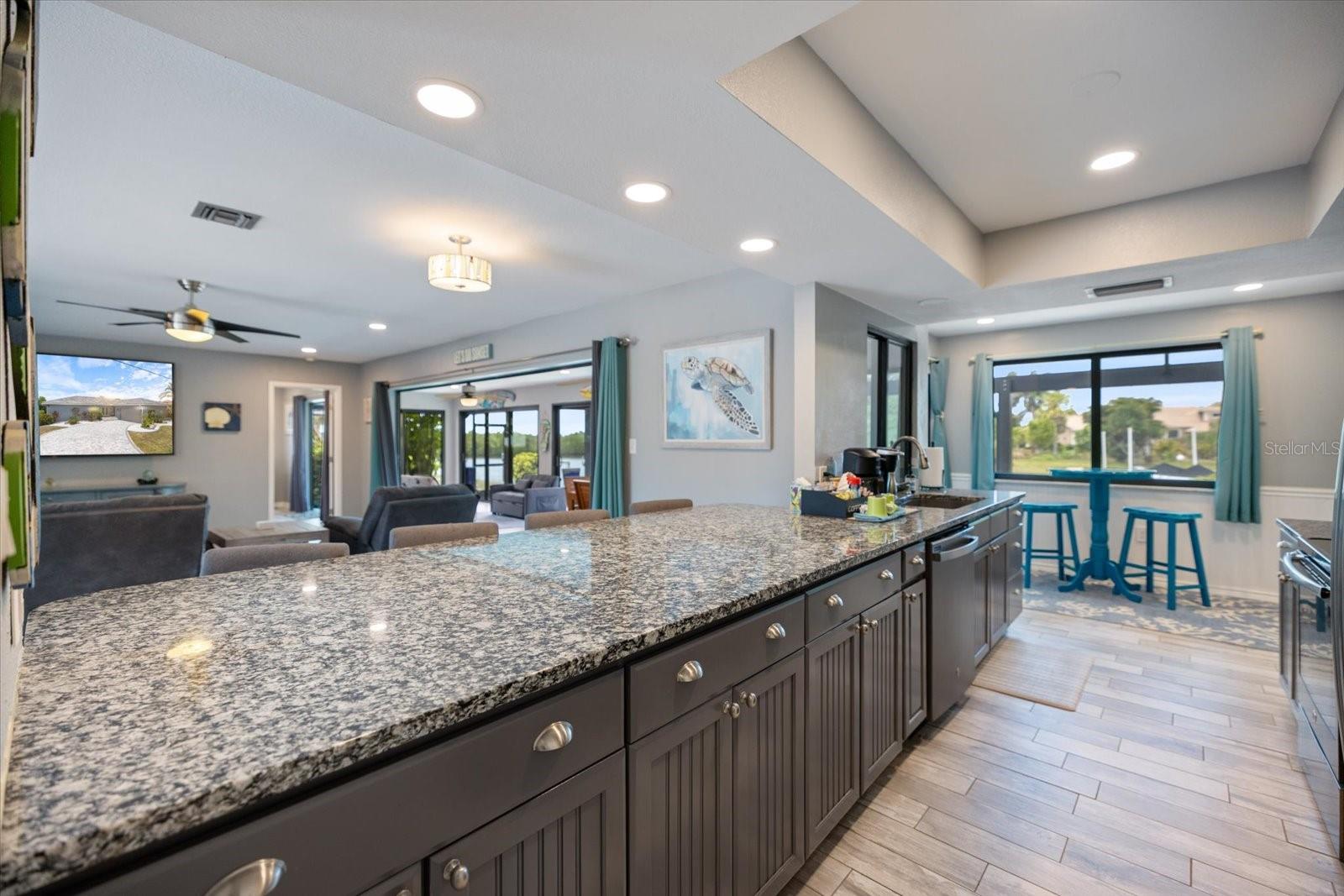 C7530968 Property Photo 16