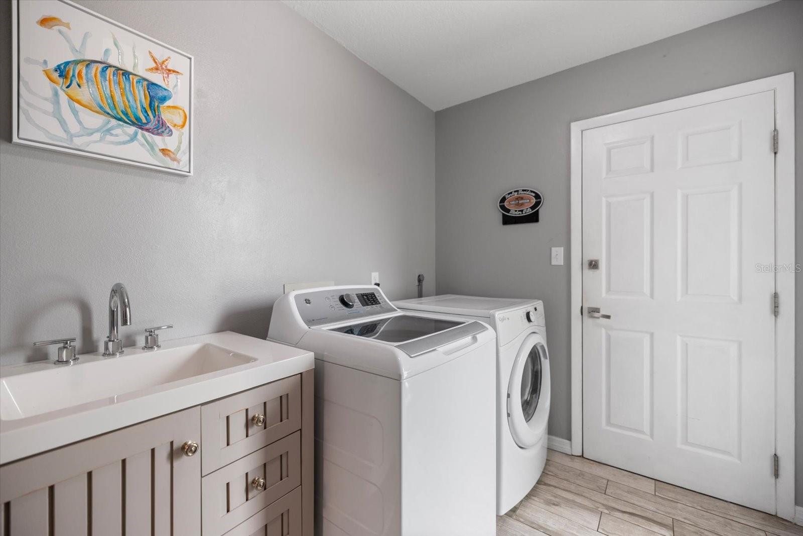 C7530968 Property Photo 39