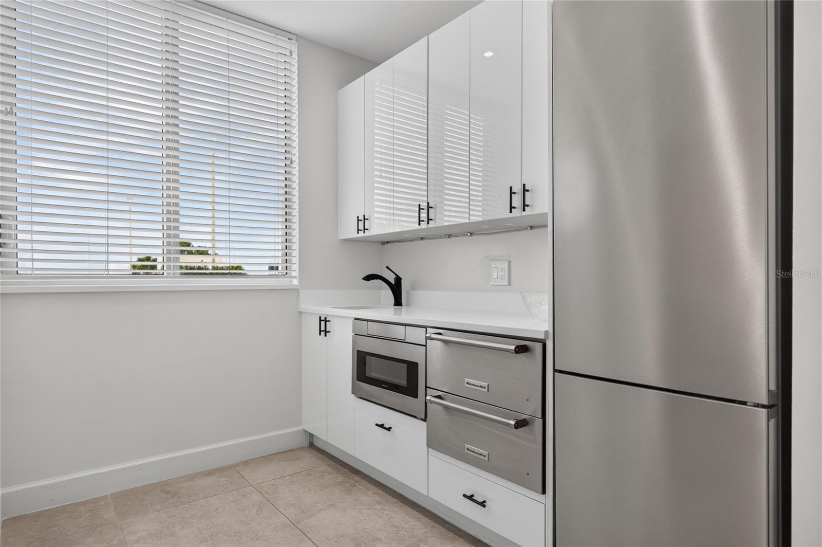 3000 Oasis Grand Blvd #1007 Property Photo 40