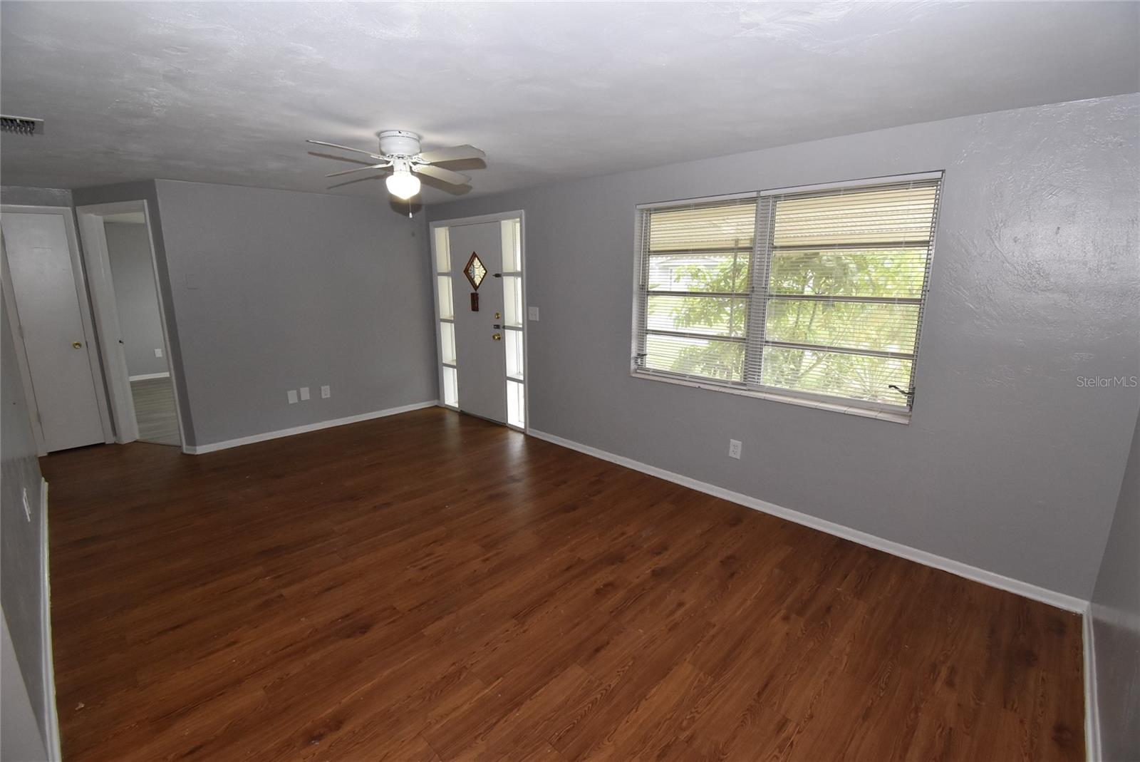 4653 Aegean Ave Property Photo 3