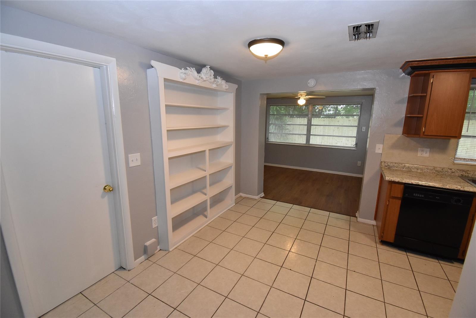 4653 Aegean Ave Property Photo 9