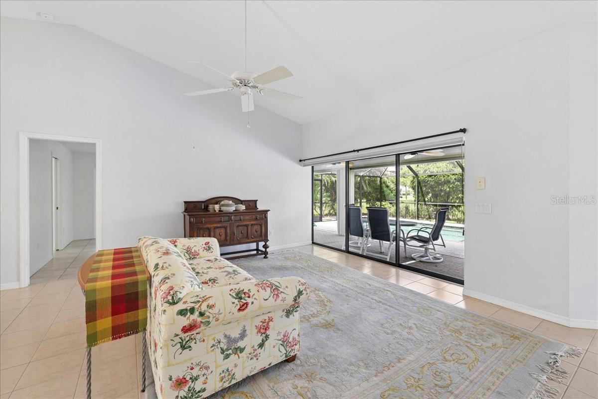 301 Yellow Elder Property Photo 10