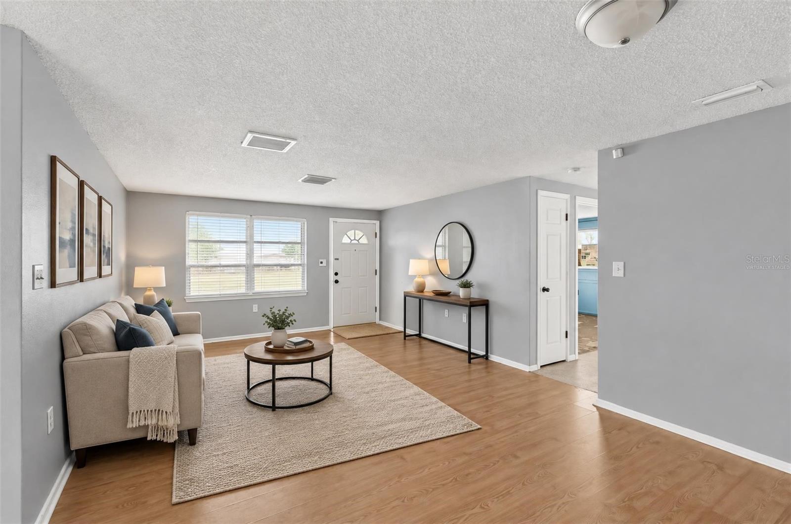 1300 Maybury Dr Property Photo 2