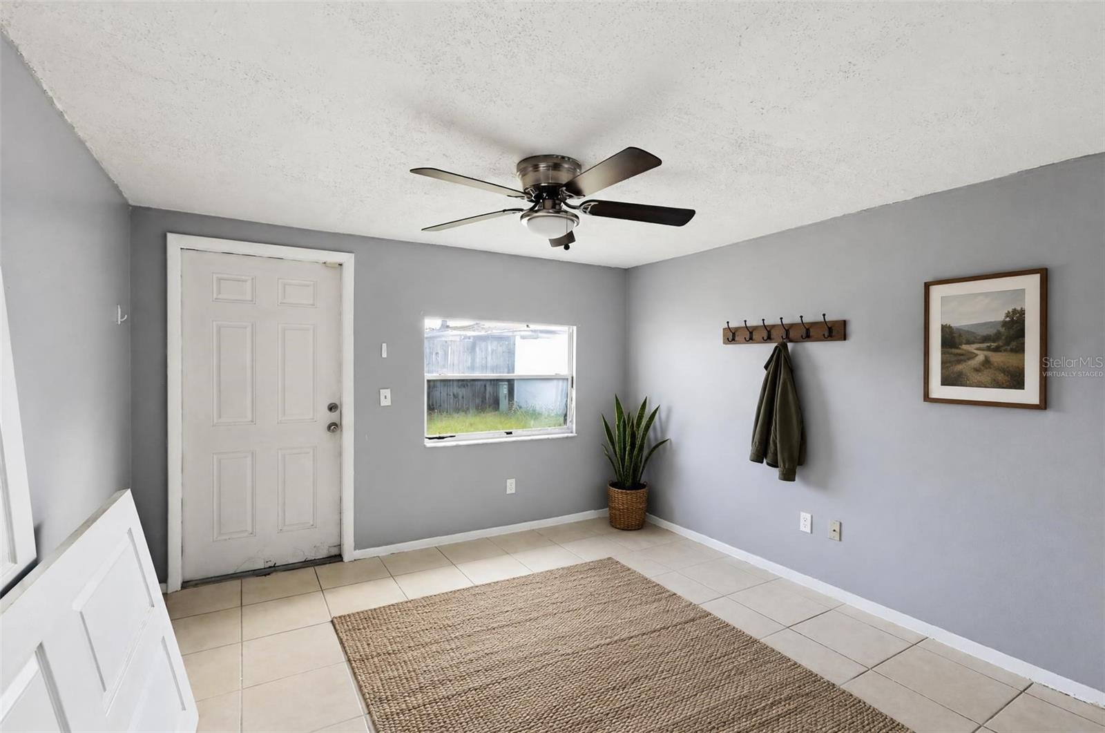 1300 Maybury Dr Property Photo 16