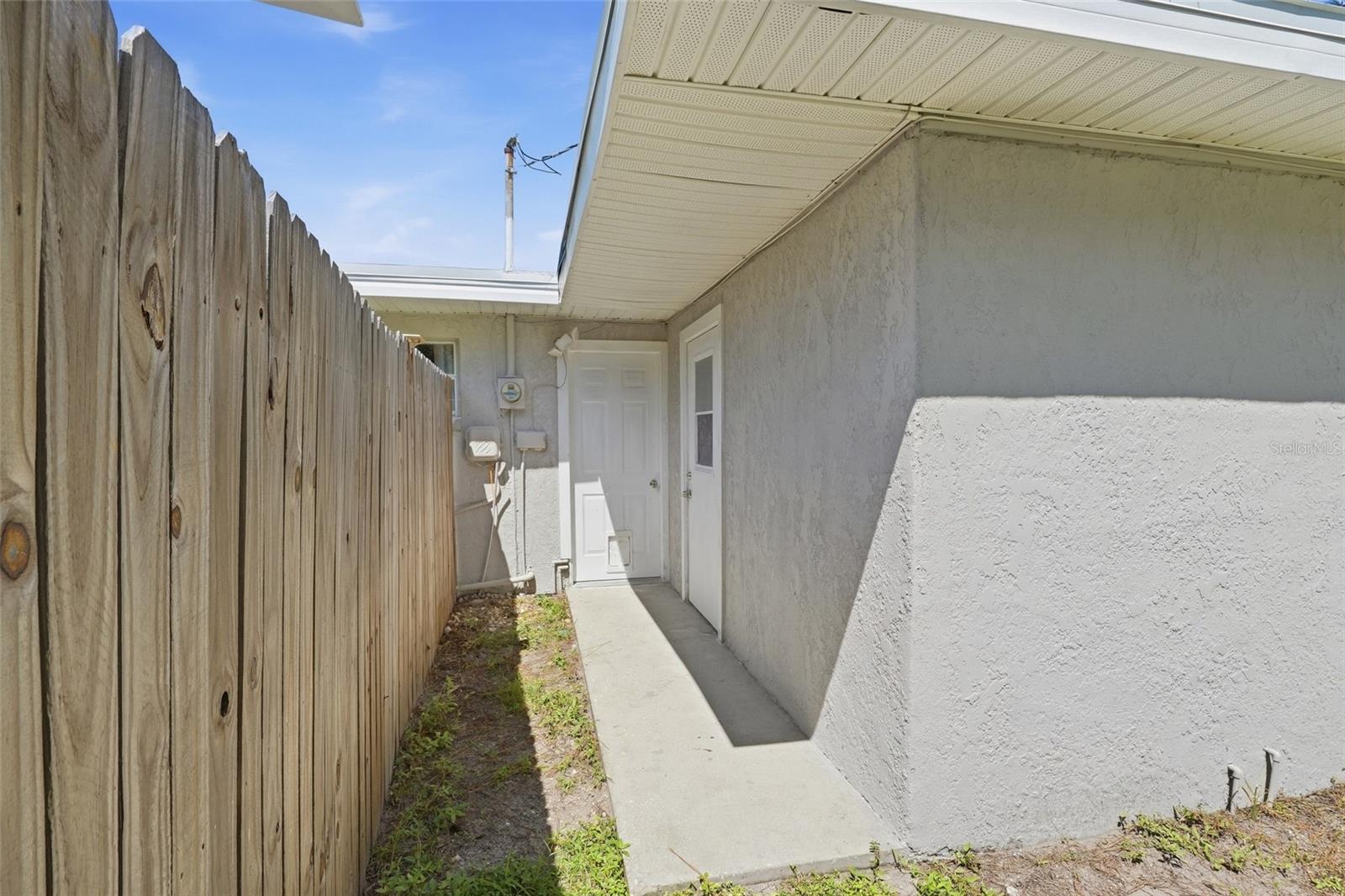 26401 Angelica Rd Property Photo 17