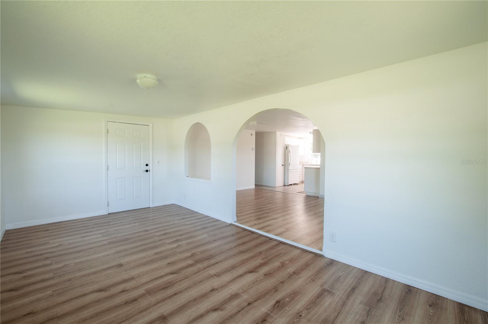 2269 Se Mooney Dr Property Photo 4
